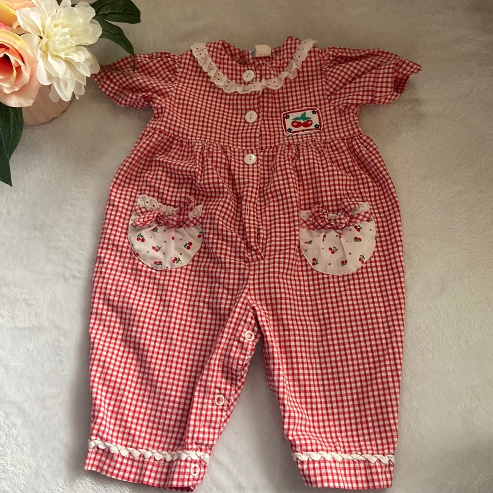Girls Vintage Size 6-9M One Piece Gingham RomperJumper MISSING ONE BUTTON